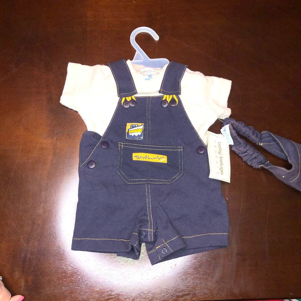 Baby Beluga vintage 3pc outfit, 0-3m, NWT / play